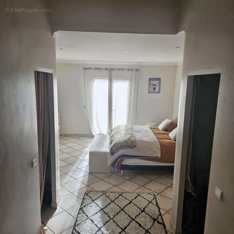 Maison à BELLEGARDE