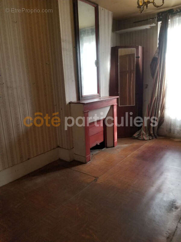 Appartement à AUBERVILLIERS