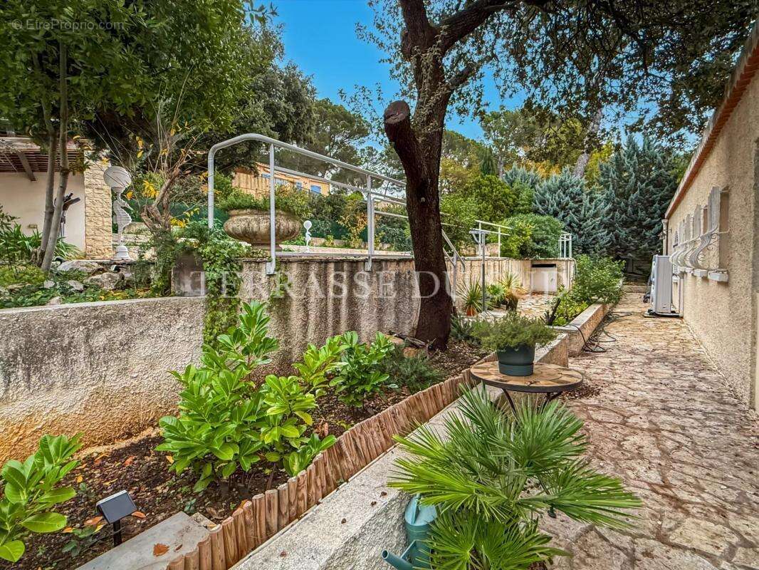 Maison à BOUC-BEL-AIR