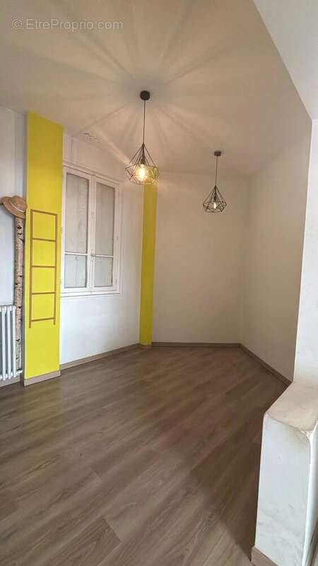 Commerce à PARIS-15E