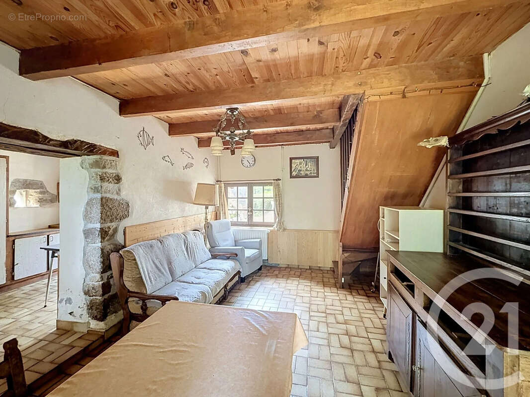Maison 134 m² à Le Vieux-Marche  - photo 15