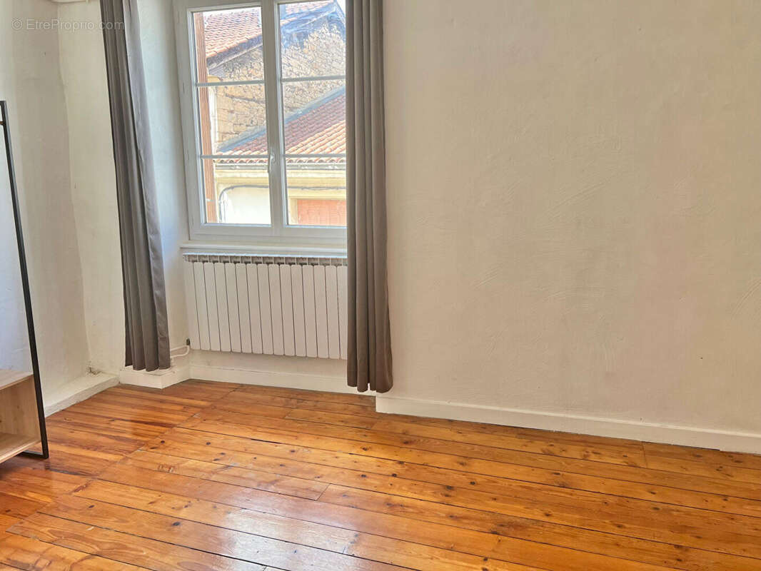 Appartement à BOURGOIN-JALLIEU