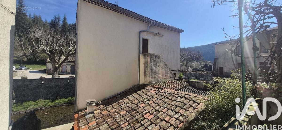 Appartement 198 m² à Saint-Laurent-Le-Minier  - photo 2