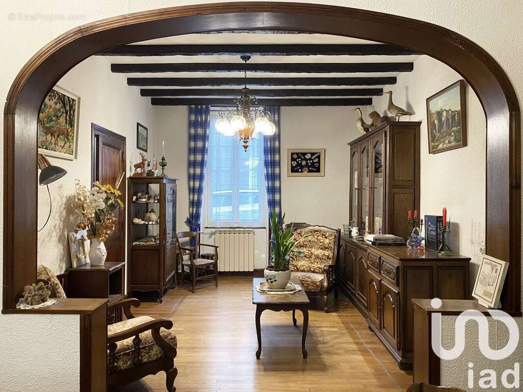 Photo 4 - Maison à SAINT-MEME-LES-CARRIERES