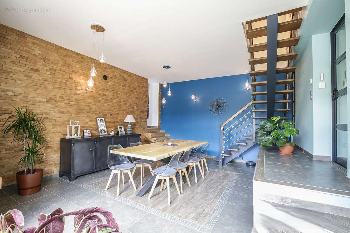 Maison à ARNOUVILLE-LES-MANTES