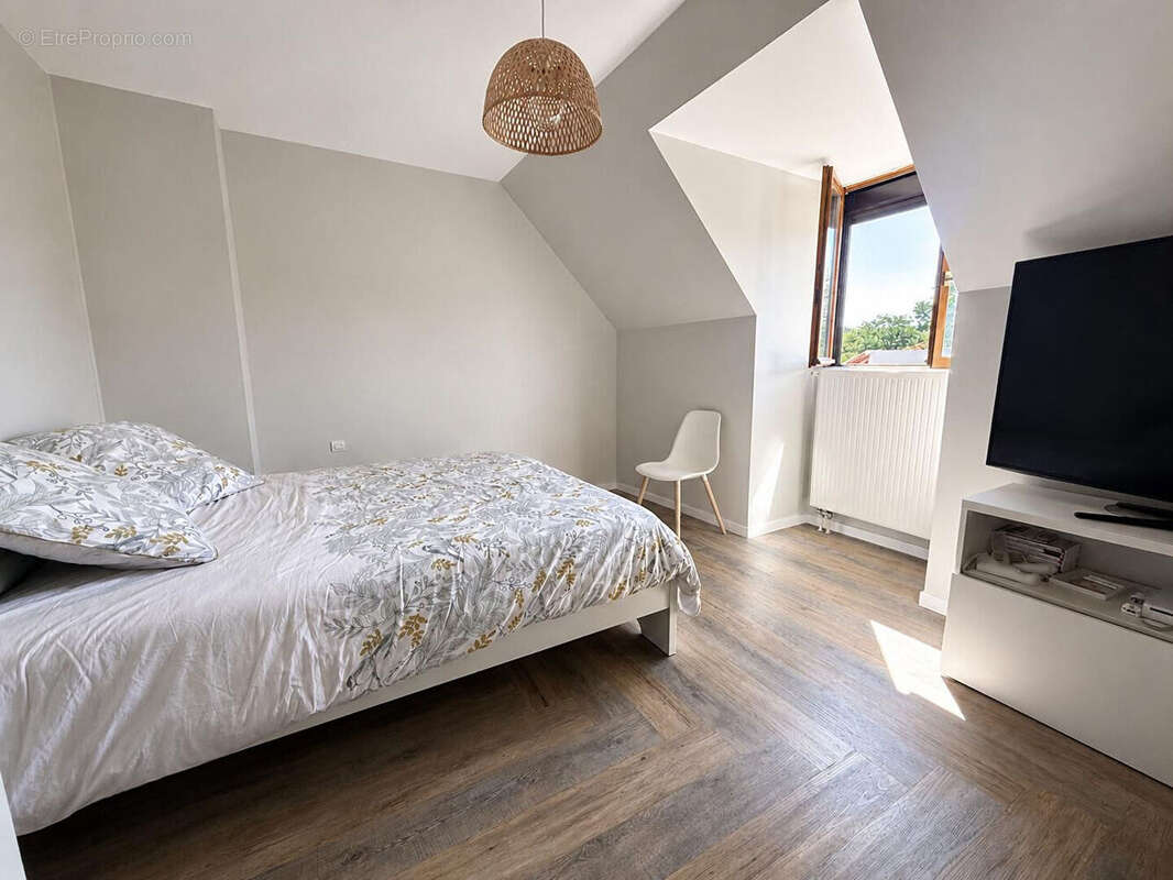 Maison Familiale de 164 m2 à Condé en plein coeur de la nature - photo 11