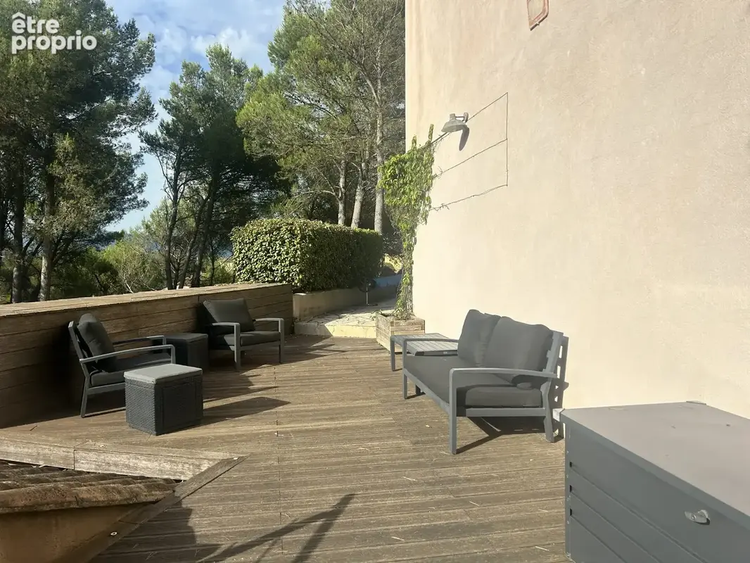 Maison 4 pièces 97 m² à vendre à Mallemort (13370) - photo 2
