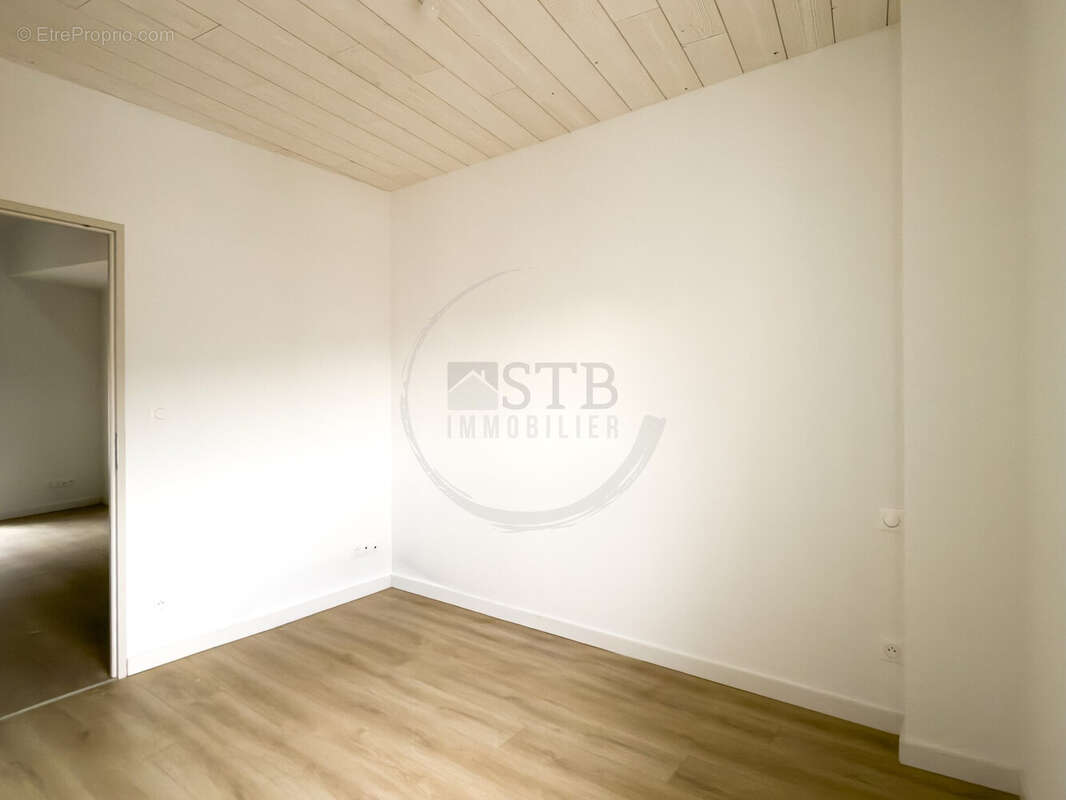 Appartement à LABEGUDE