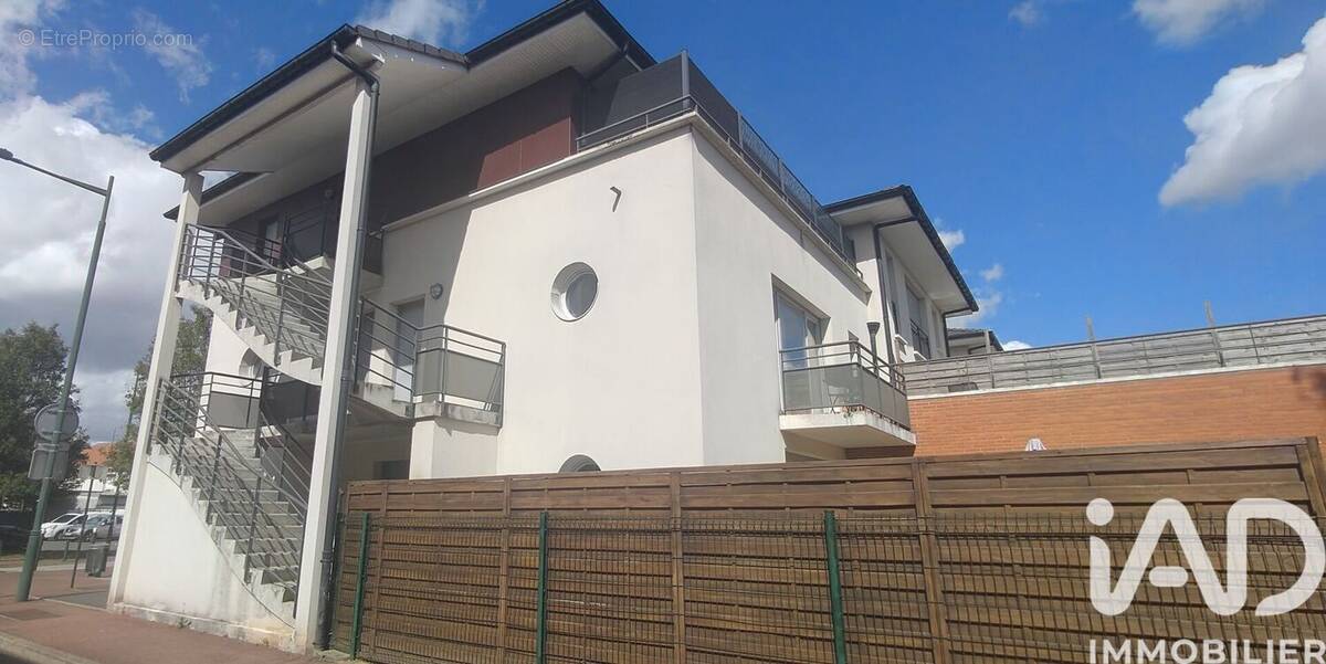 Photo 1 - Appartement à CHELLES
