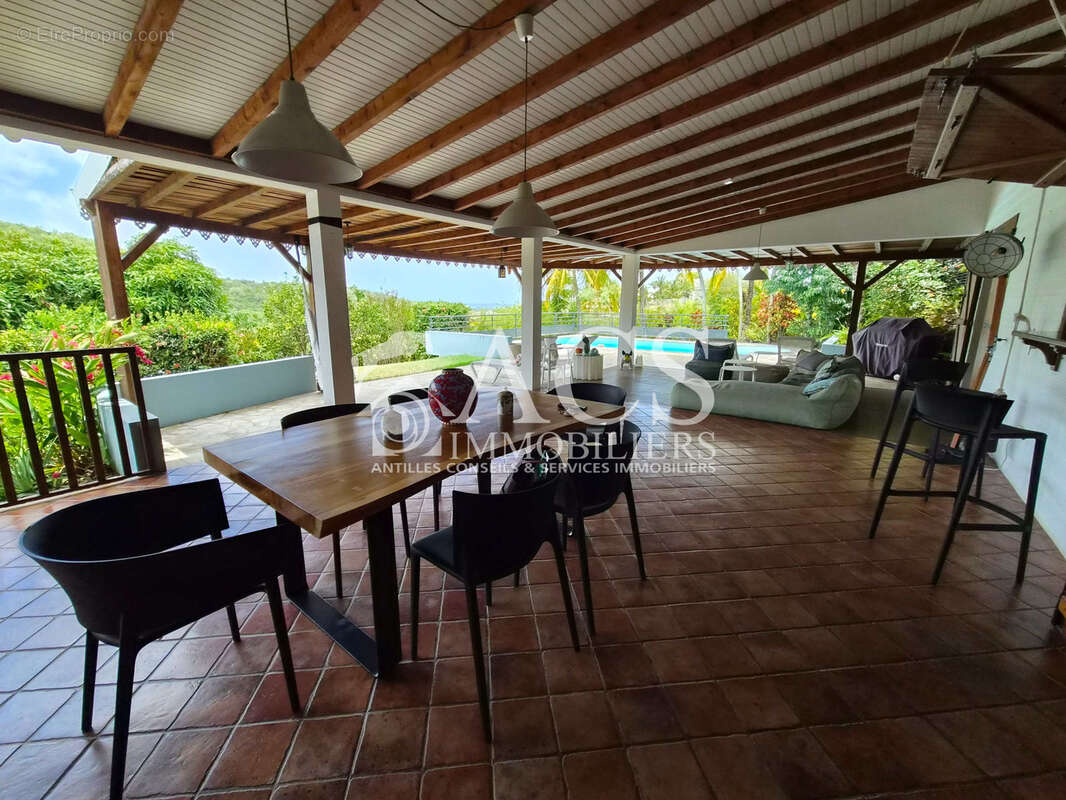 Villa de charme F4 + studio avec vue mer et piscine - photo 4