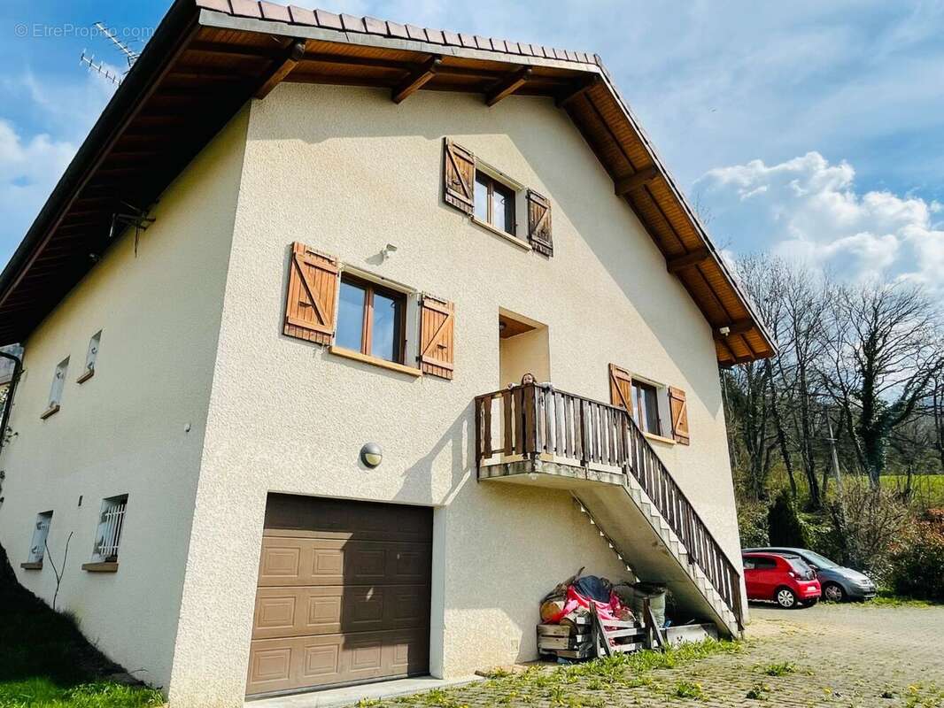 Maison 210 m² à Beaumont  - photo 17