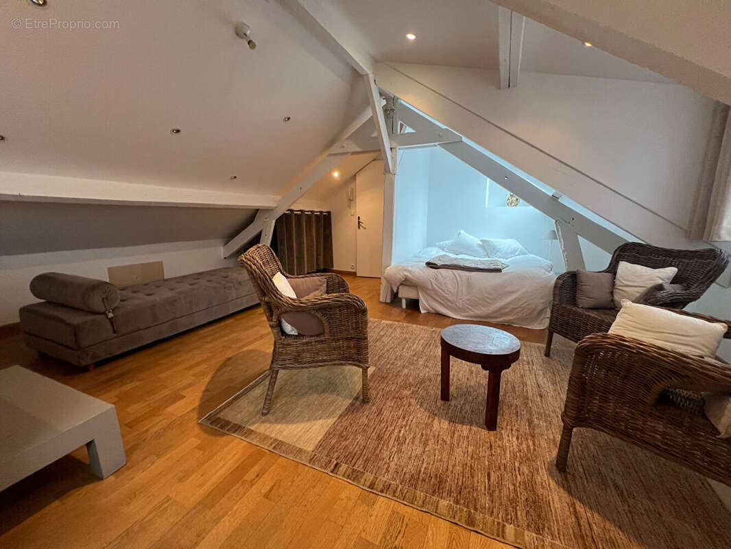 Maison à MONTFORT-L'AMAURY