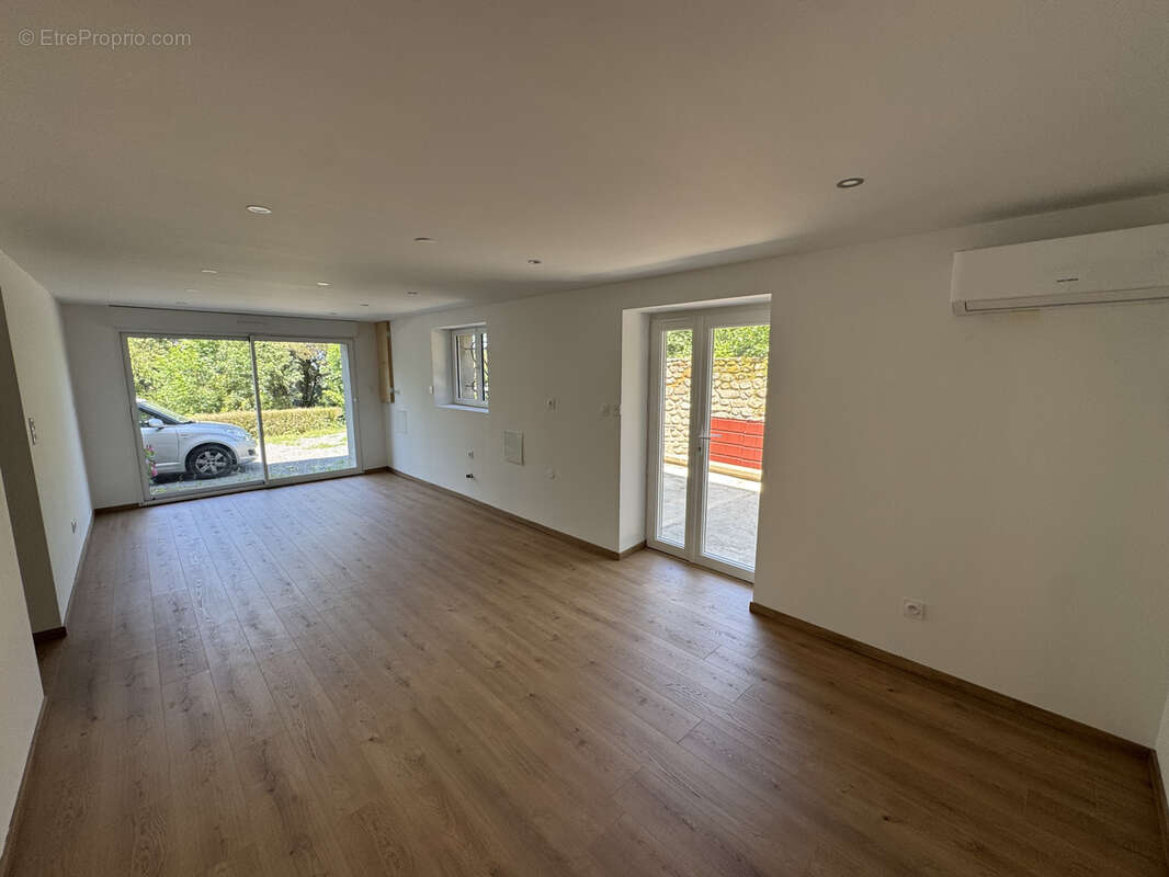 Maison à AIGUEFONDE