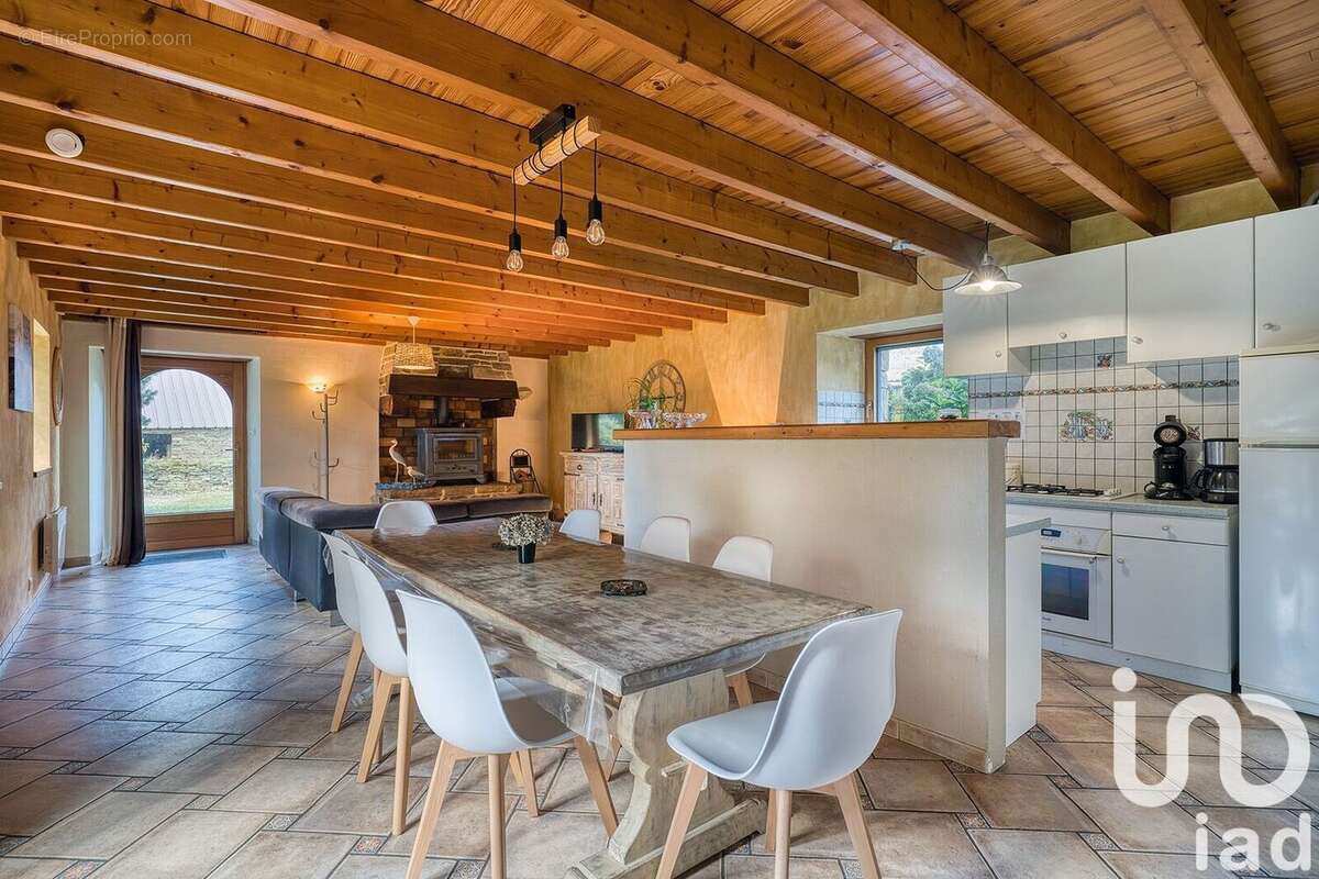 Photo 9 - Maison à CLEDEN-POHER