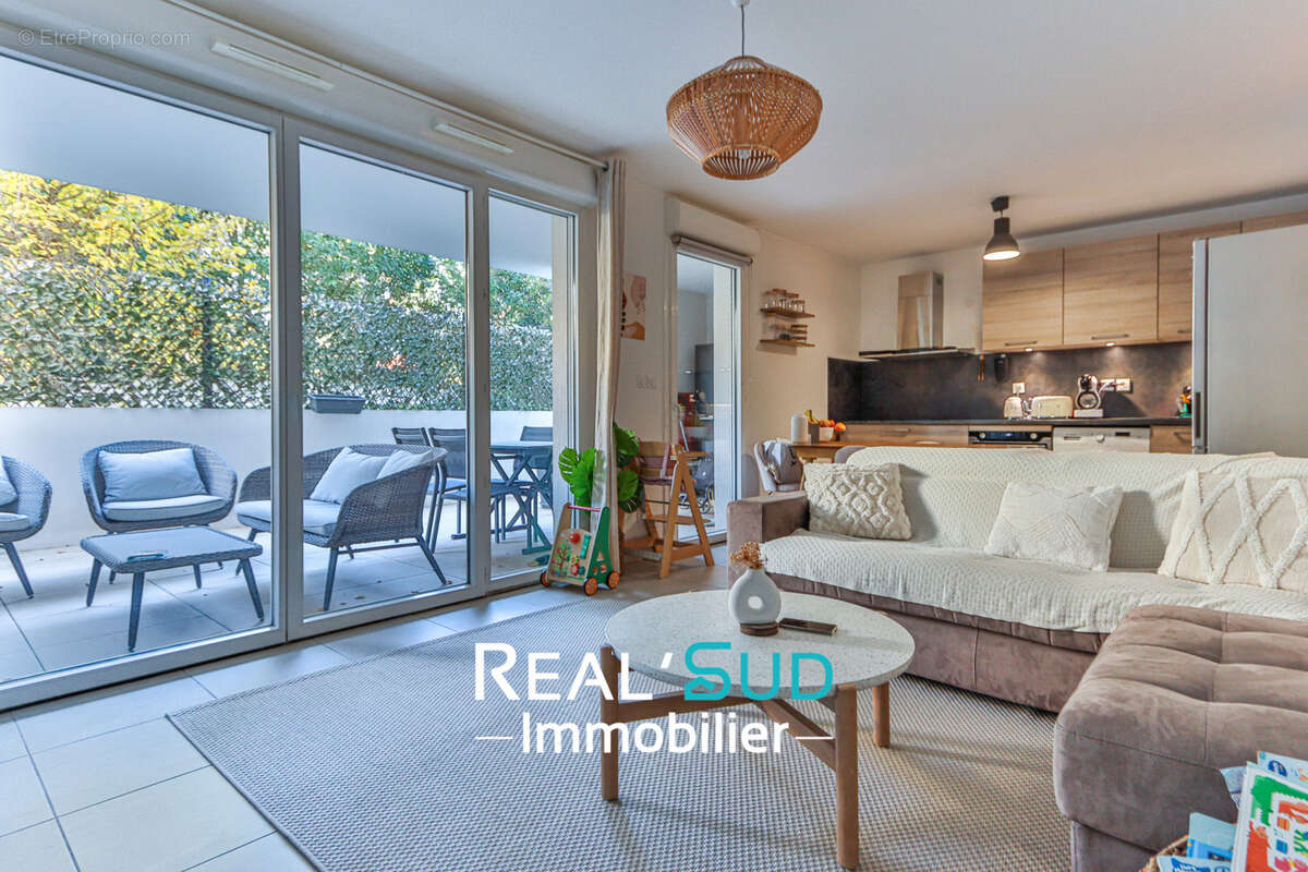 Appartement à MARSEILLE-9E