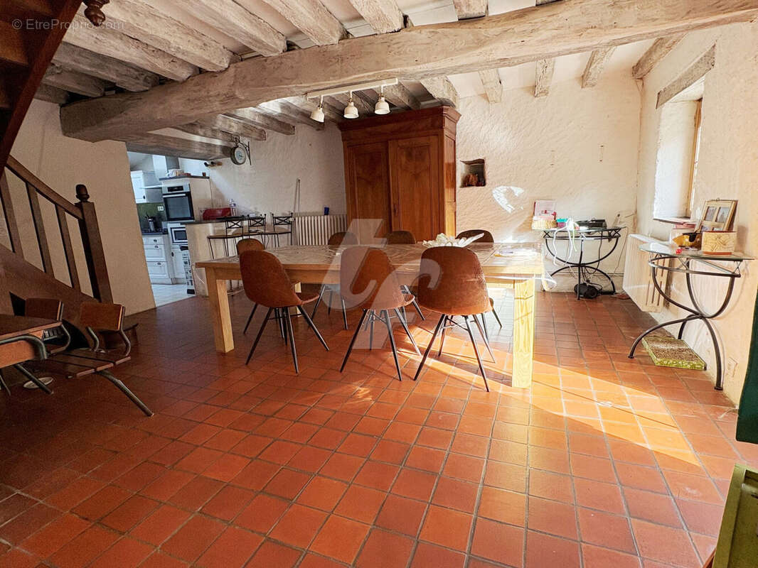 Maison 170 m² à Grandchamps-Des-Fontaines  - photo 6