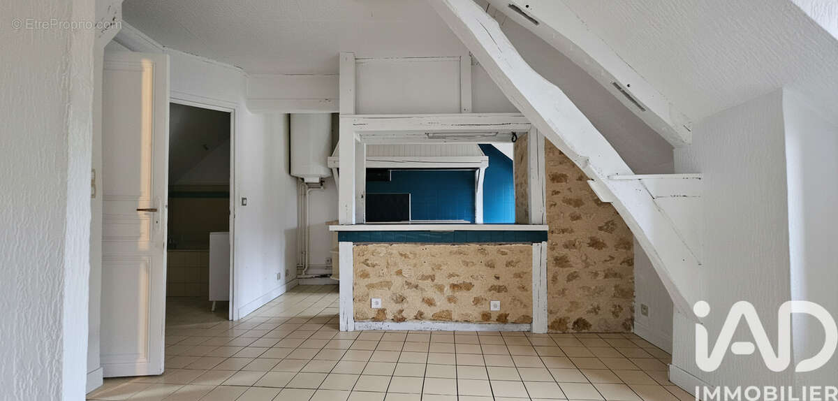 Photo 3 - Appartement à PONT-SUR-YONNE