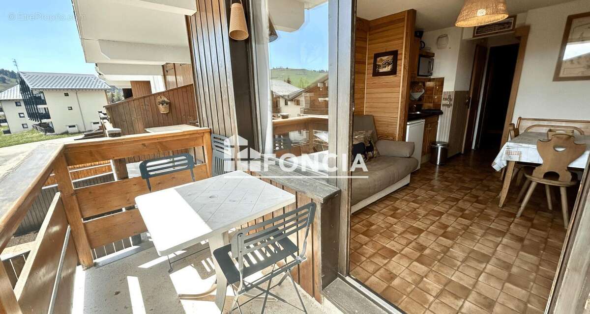 Appartement à HAUTELUCE