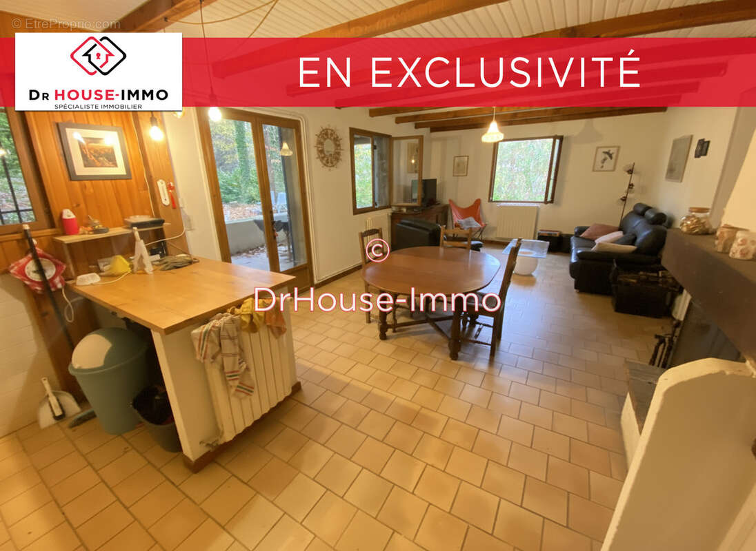 Maison à MONTPEZAT-SOUS-BAUZON