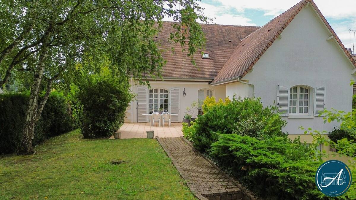 Maison à OLIVET