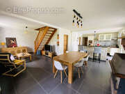 Maison à YGOS-SAINT-SATURNIN