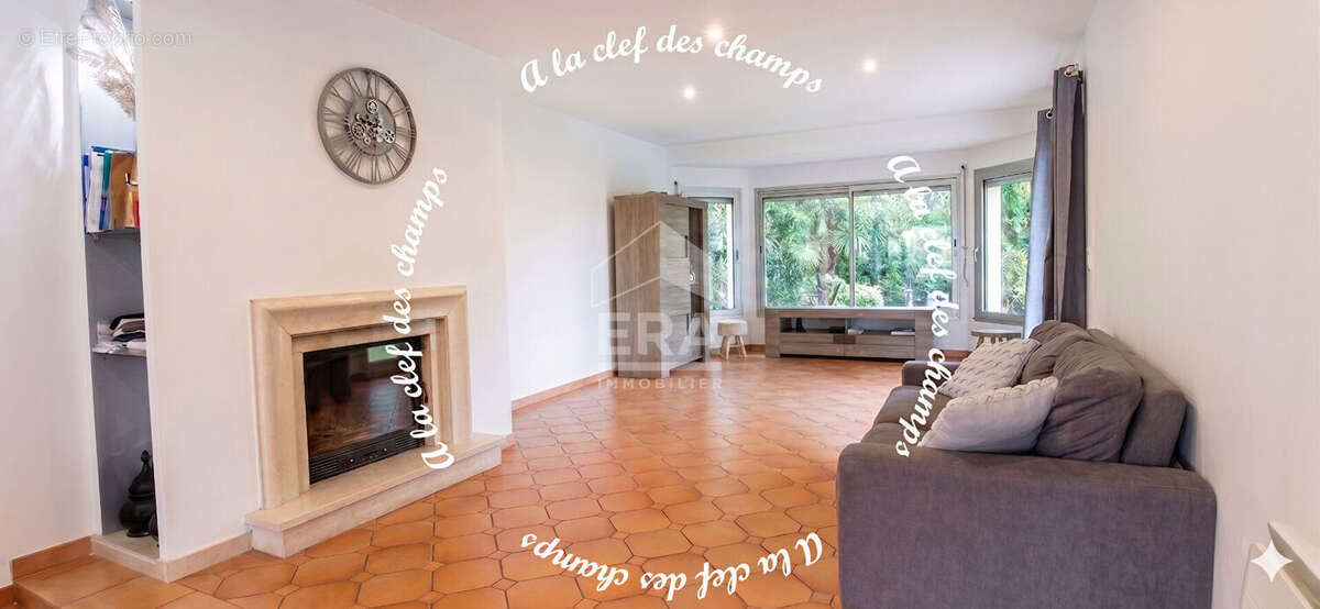 Maison à SAINT-REMY-LES-CHEVREUSE