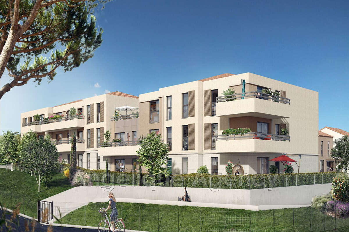 Appartement à OPIO