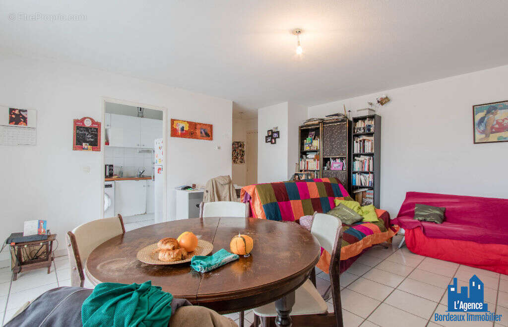 Appartement à BORDEAUX