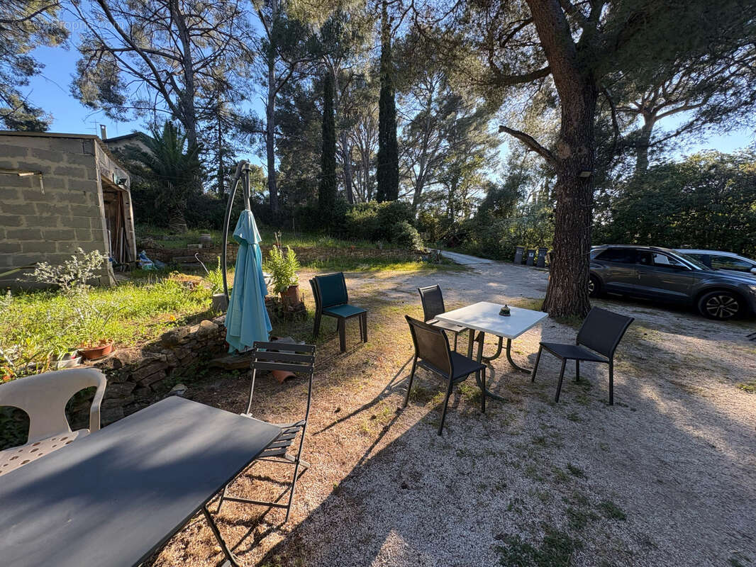 Terrain à SANARY-SUR-MER