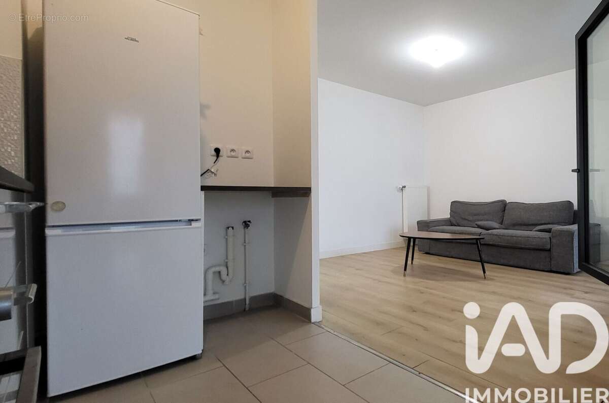 Photo 5 - Appartement à GENNEVILLIERS
