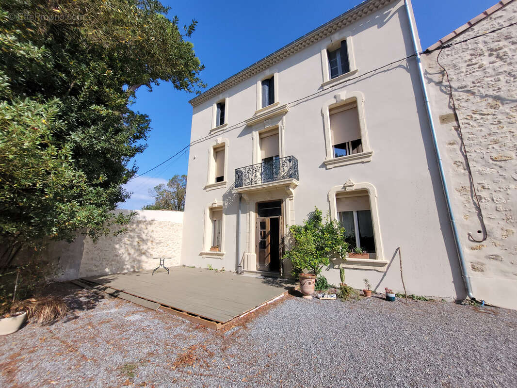 Maison à FLEURY