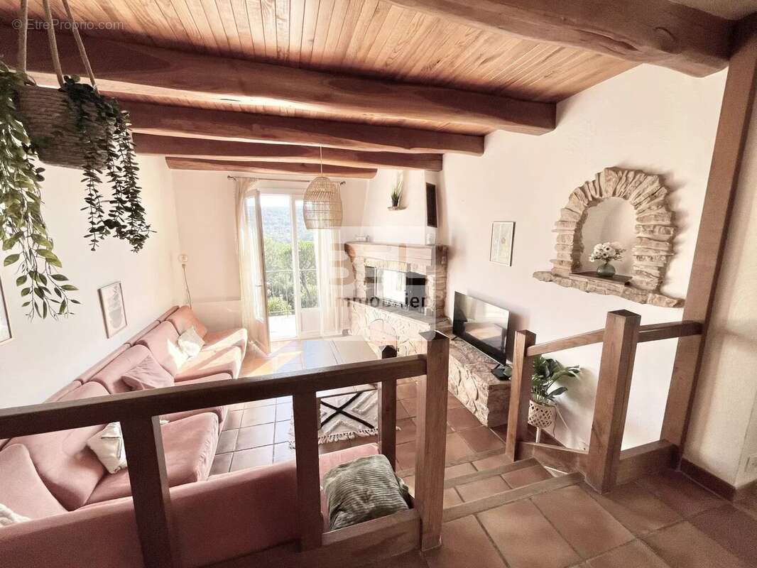 Maison à BAGNOLS-SUR-CEZE