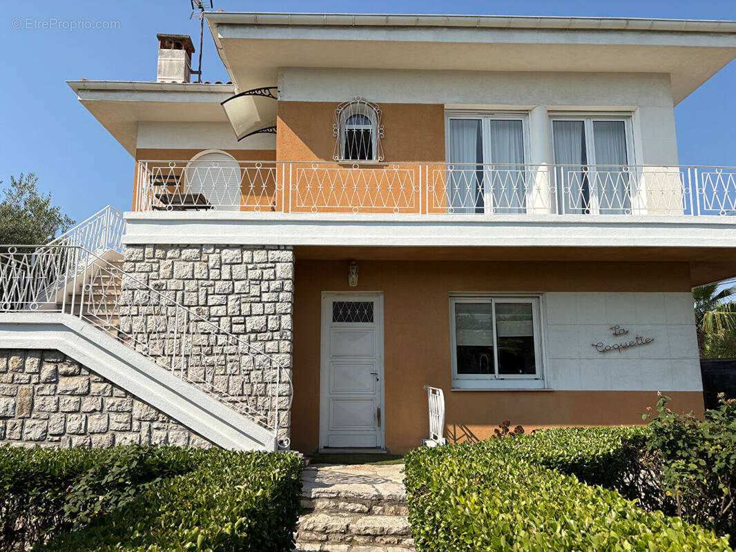 Maison à VILLENEUVE-LOUBET
