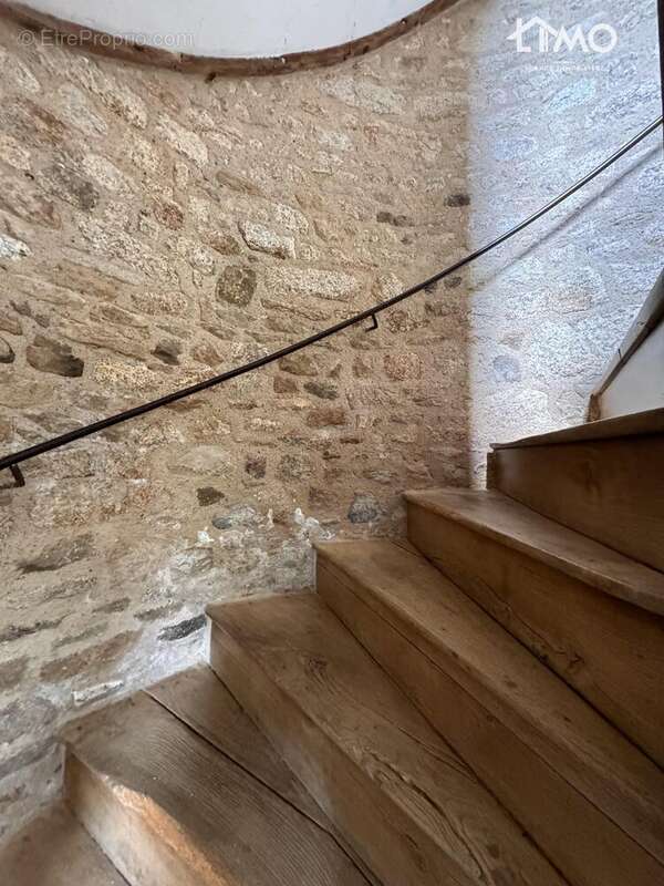 n°1 - Maison à EYMOUTIERS
