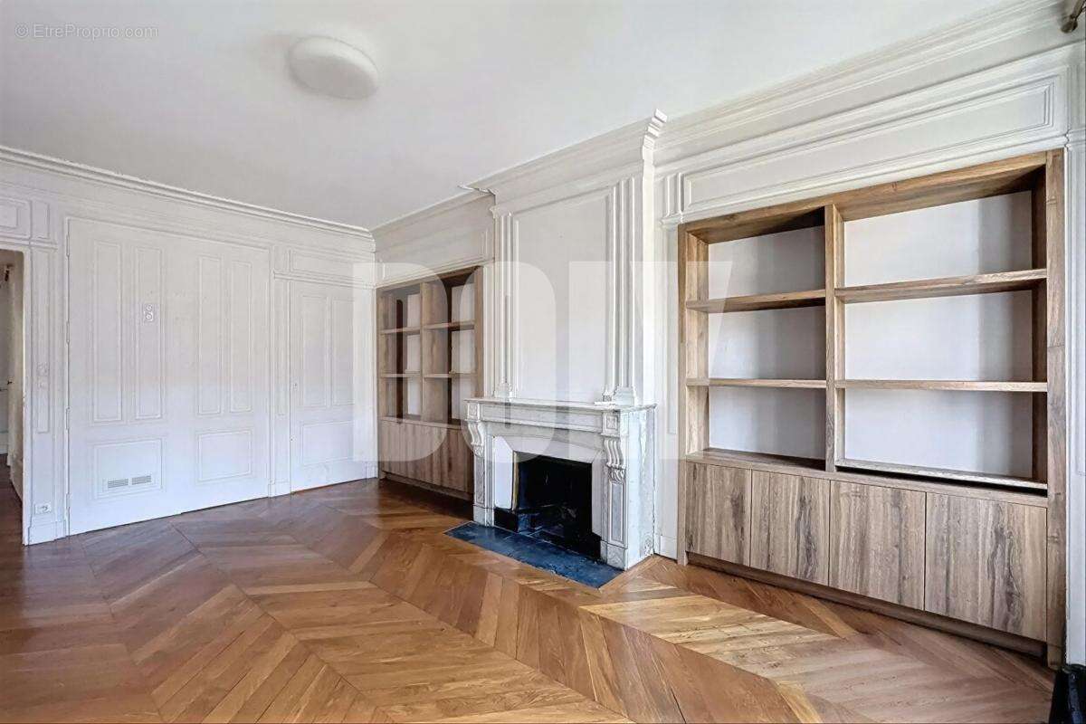Appartement à SAINT-MANDE