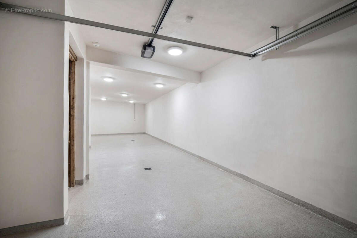 73440 SAINT-MARTIN-DE-BELLEVILLE Chalet Alpin a vendre. SH 234m². 5 chambres - photo 13