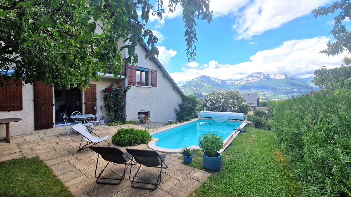 Maison à BARBERAZ