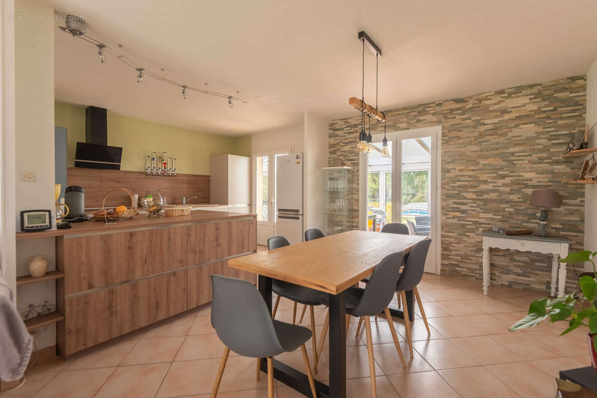 Maison à CENAC