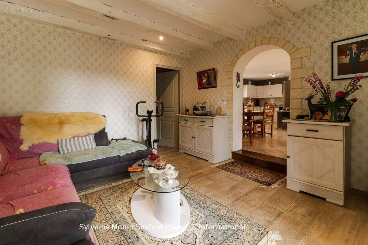 Maison rénovée de plain-pied avec jardin au calme - photo 10