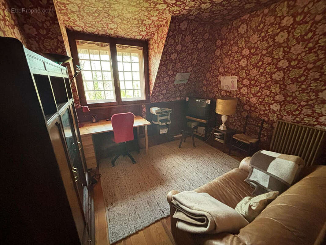 Maison à HOUDAN