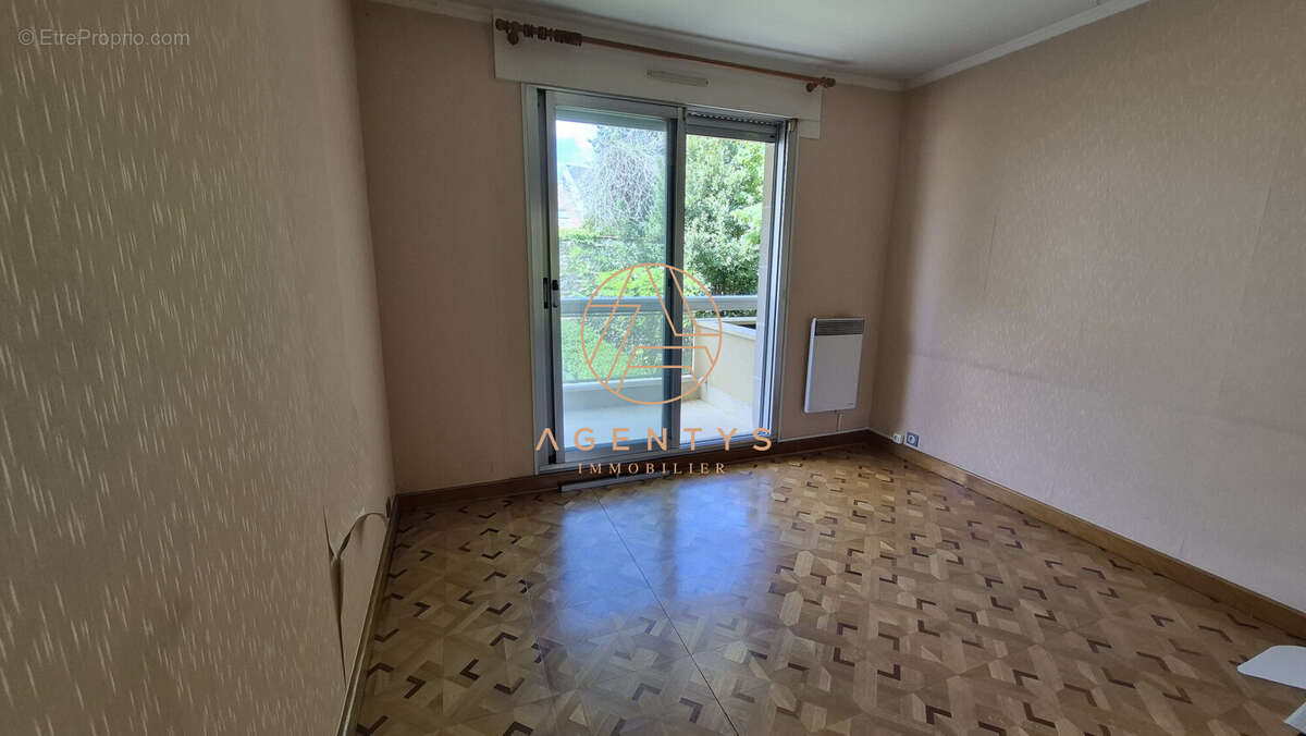Appartement à LE PERREUX-SUR-MARNE