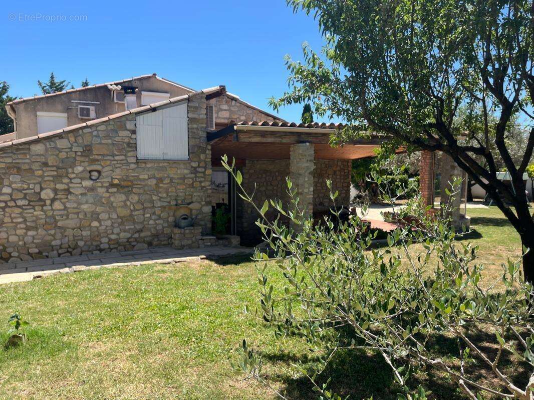 Maison à VINSOBRES
