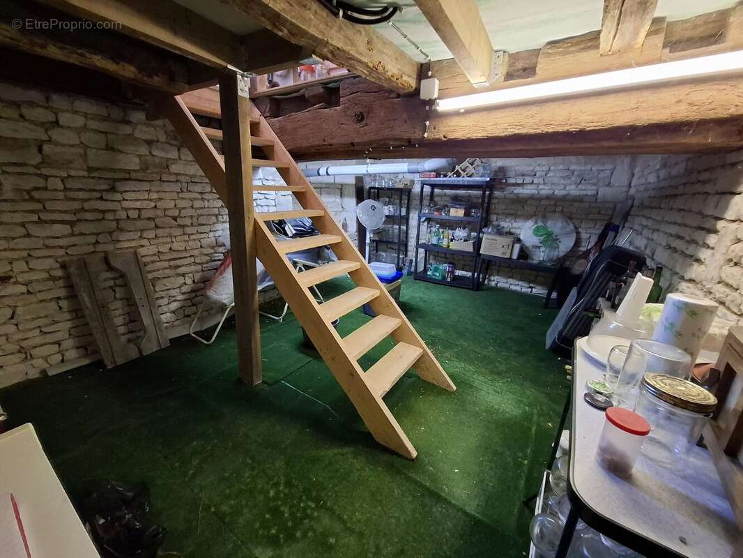 Charmante ferme rénovée dans un hameau paisible avec de magnifiques jardins - photo 18