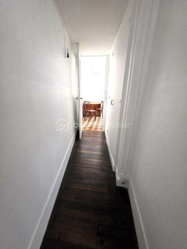 Appartement à PARIS-20E