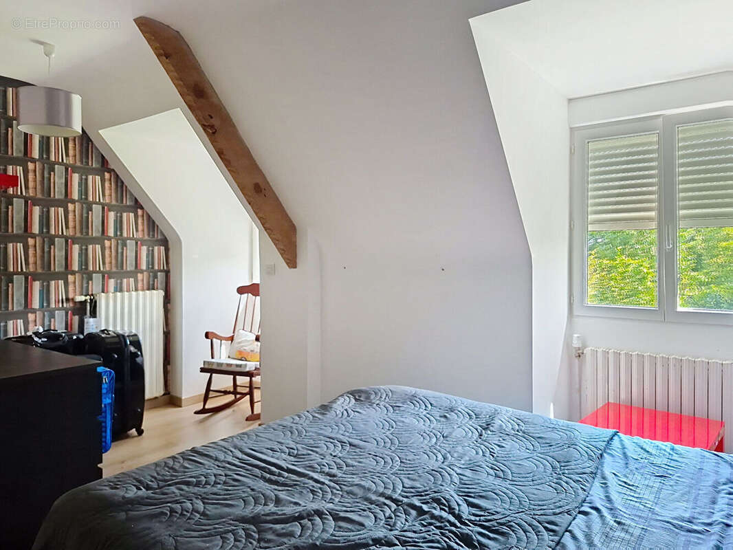 Maison à LE ROC-SAINT-ANDRE