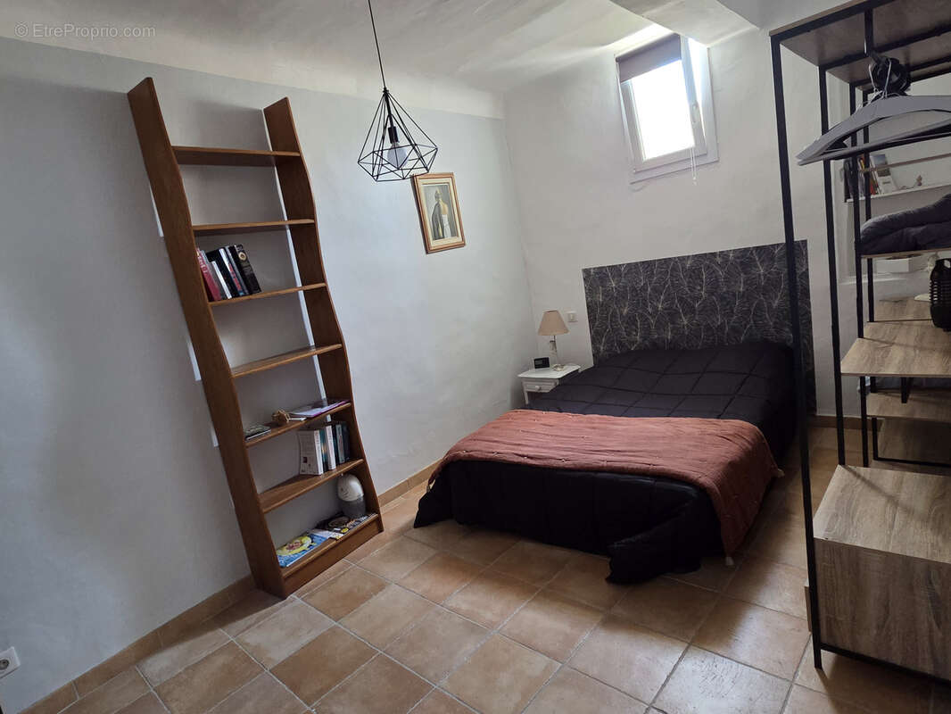 Maison à NEBIAN