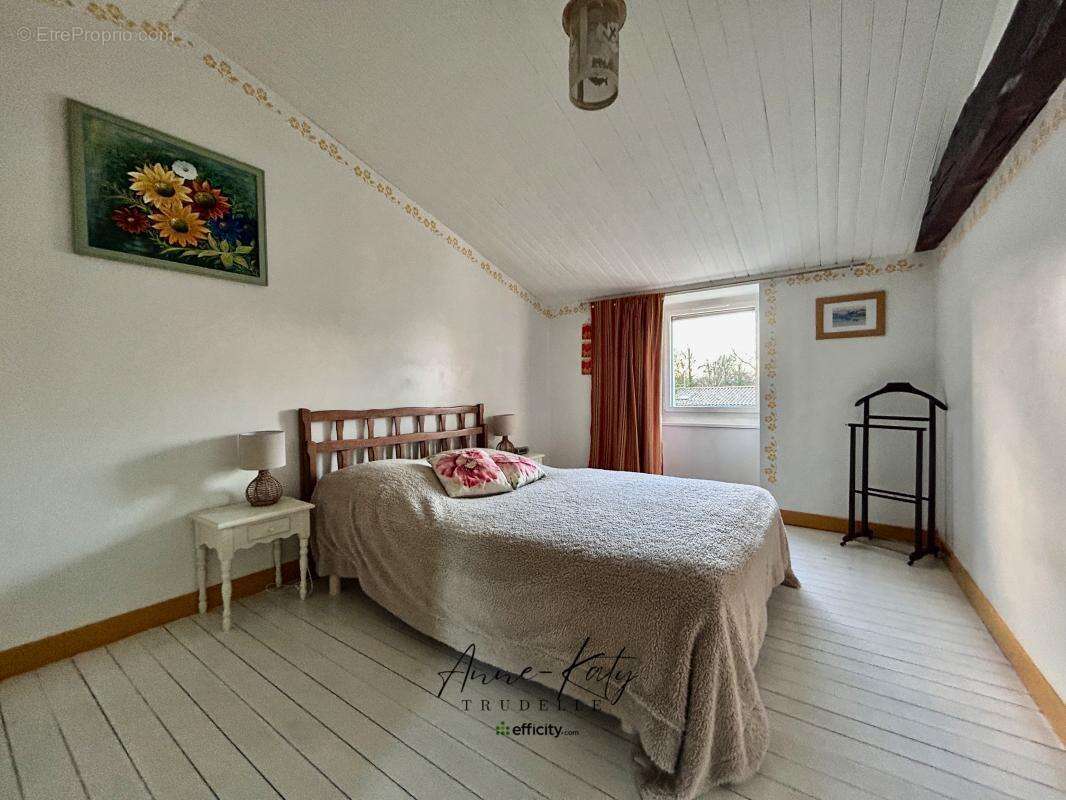 Maison à SAINTE-FLAIVE-DES-LOUPS