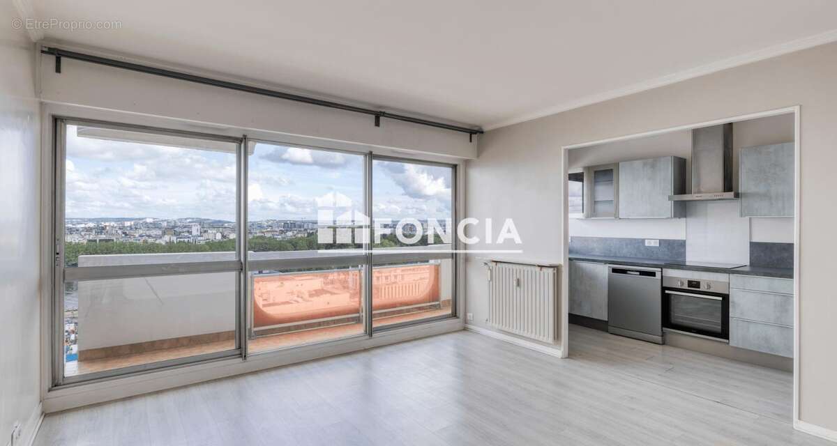 Appartement à CLICHY