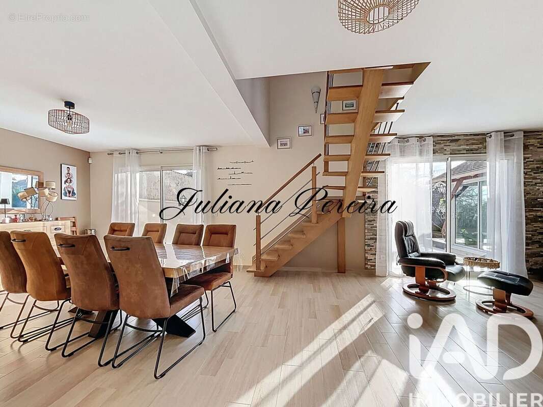 Photo 8 - Maison à ISSOU