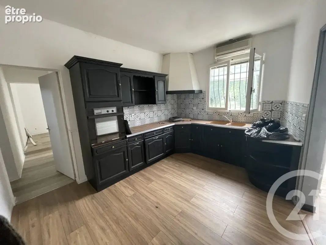 Maison 7 pièces 166 m² à vendre à Coutras (33230) - photo 2
